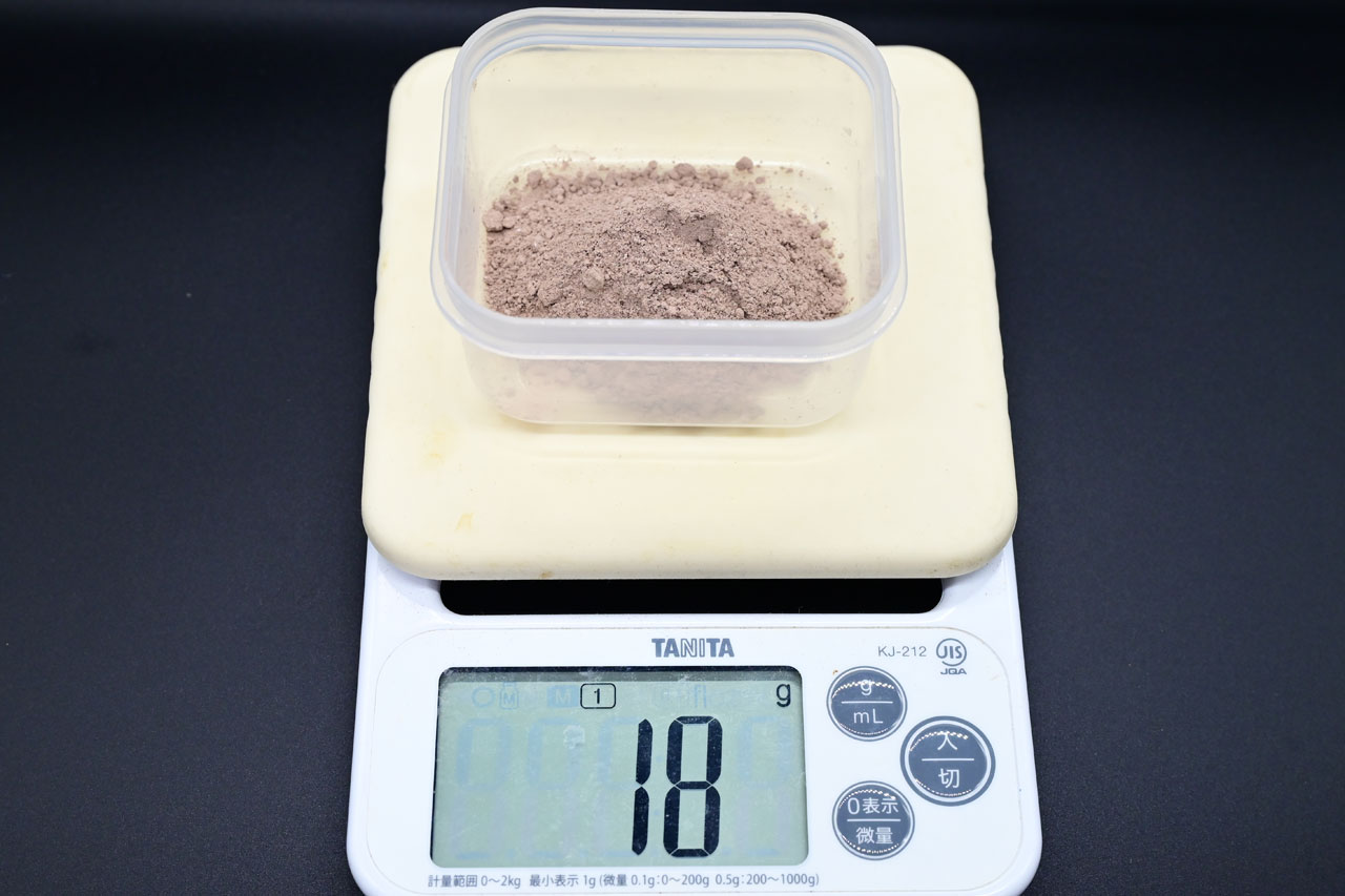 トビムシクレイとタッパーの計測