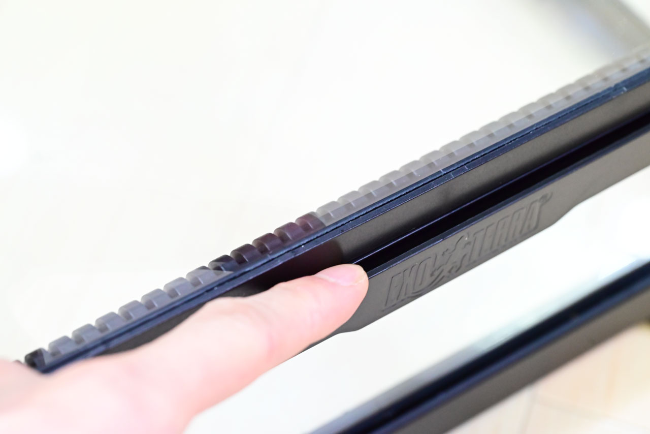 グラステラリウムPRO、通気口調整部品を閉じる状態から1個開いた状態