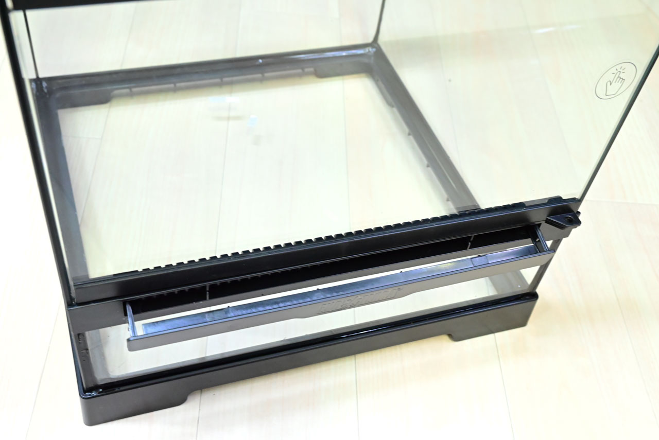 グラステラリウムPRO、通気量を最大に調節した様子