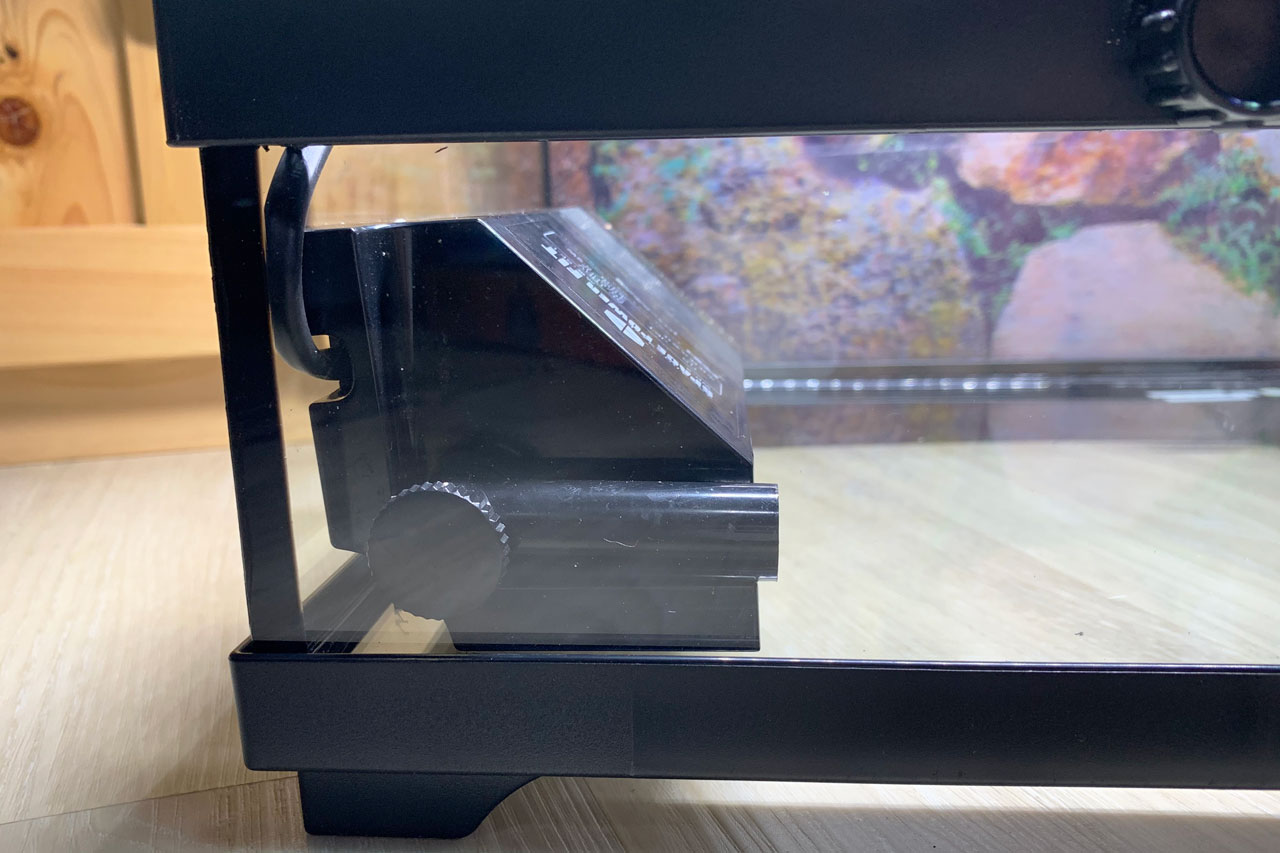 コトブキ　ヒュドラケース3133に設置したスペースパワーフィットPRO(L2)